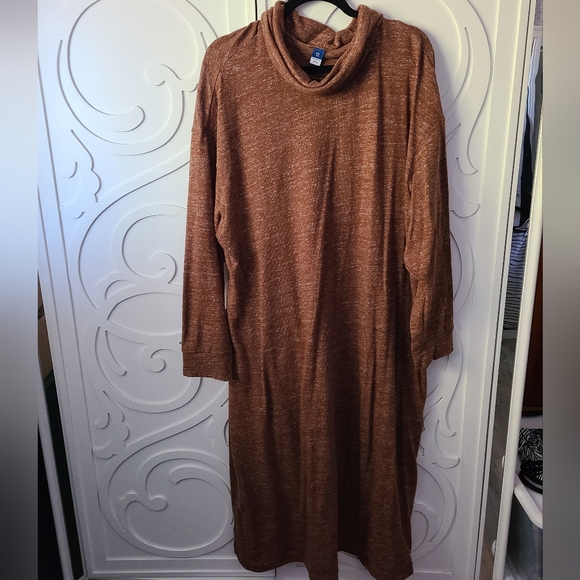 Long Sleeve Midi Turtleneck Shift Dress - XXL - Picture 5 of 13